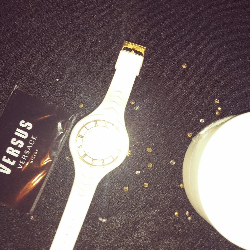 Versace watch - Picture 2 of 2